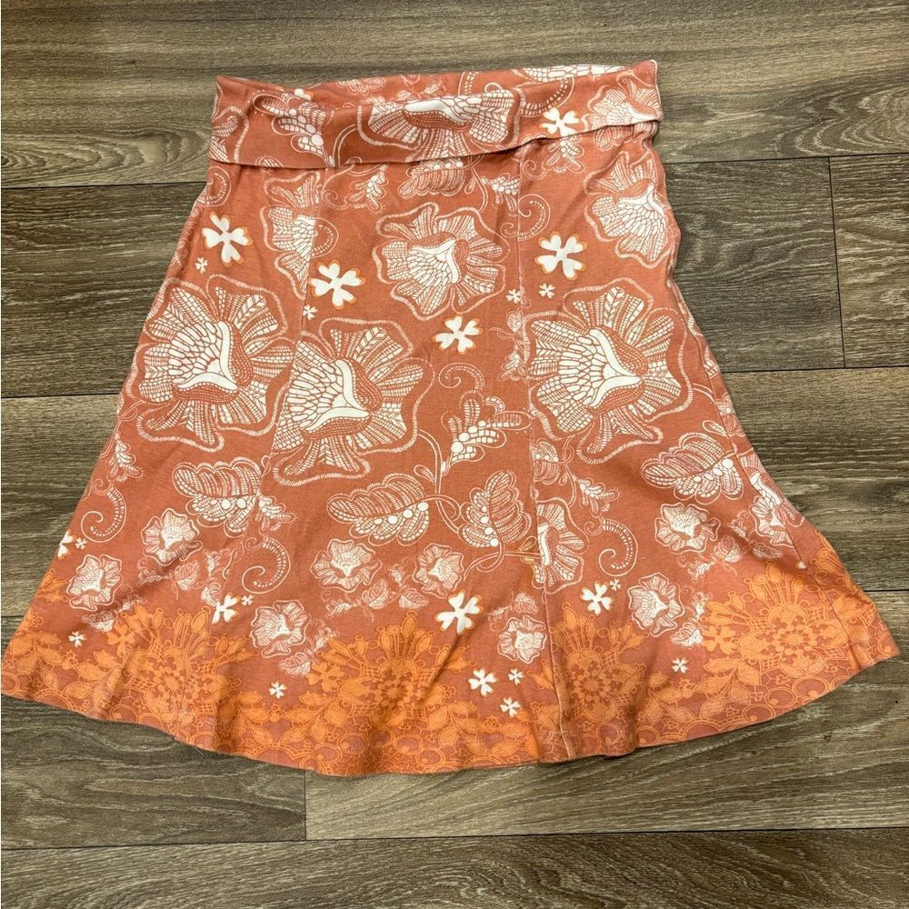 Aventura 100% Organic Cotton Floral Patterned Skirt in Orange & White Size Small